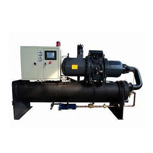 Flooded type water chiller